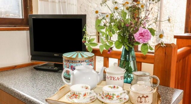 The Old Granary, Book Hotel Cornworthy Devon