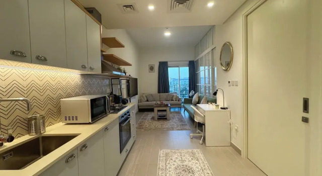 Апартаменты Central 1BHK in Dubai Hills. Burj View