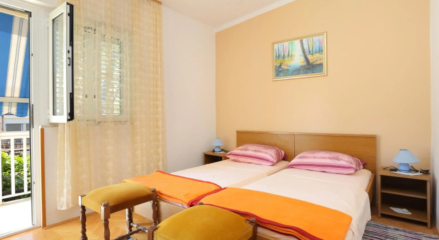Apartments by the sea Arbanija, Ciovo - 18797, Забронировать Апартаменты/квартира Арбания Трогир