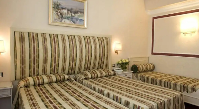 Трёхместный номер Standard с балконом Park Hotel Villaferrata