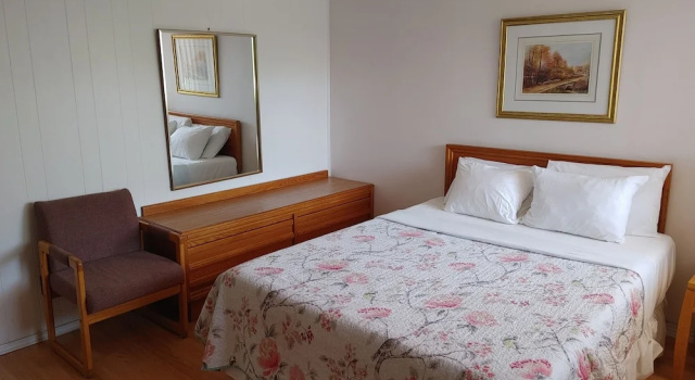 Семейный люкс с 3 комнатами Blue Moon Motel