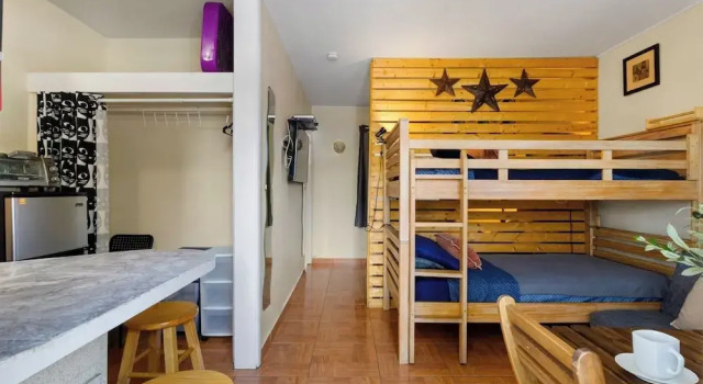 Cozy Studio in Hollywood, FL - Pet Friendly & Parking, Забронировать Апартаменты/квартира Отели Голливуд-Бич с парковкой, рядом с Kindred Hospital - South Florida - Hollywood, Парковка