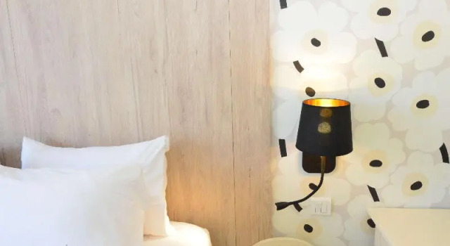 Двухместный номер Comfort с балконом Sure Hotel by Best Western Gemenos en Provence
