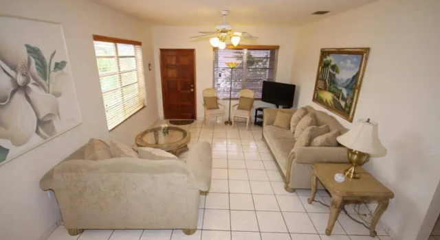 Villa Rosa, Забронировать Вилла Отели Miami Metropolitan Area 3 звезды, 3*