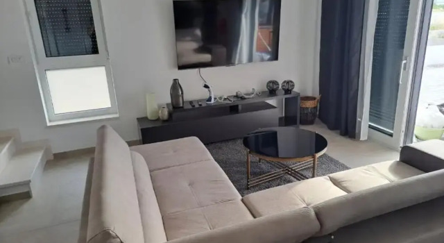 Вилла Elegant Villa Ilma with Pool - Villa With Pool