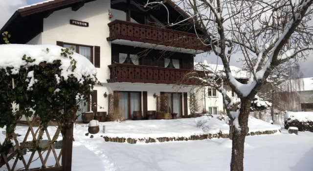 Landhaus Florian, Забронировать Дом для отпуска Цюшен 
