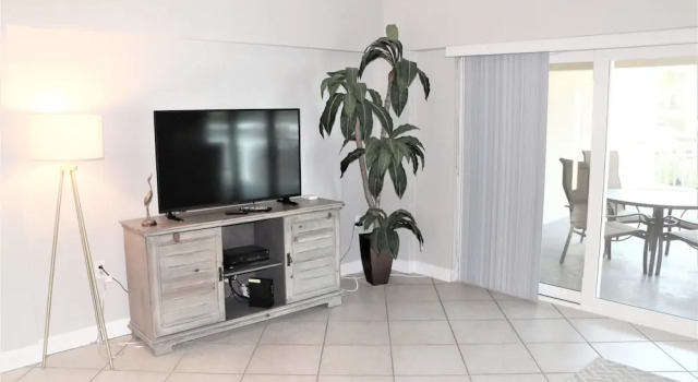 Jamaica Royale - T24 - 2 Br Condo, Забронировать Апартаменты/квартира Апартаменты Сиеста-Ки, Апартаменты/квартира