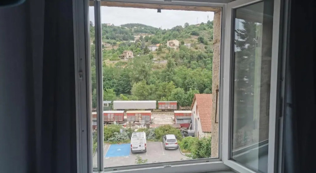 Трёхместный номер Standard с красивым видом из окна Hotel Des Négociants