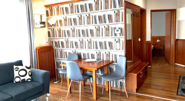 Апартаменты Cafe Relax Apartments