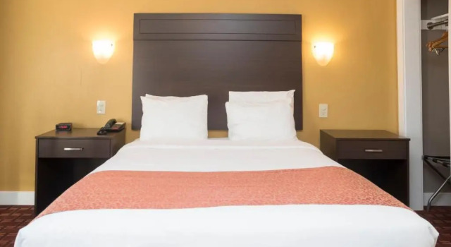 Двухместный люкс с 2 комнатами Capitol Hill Motel