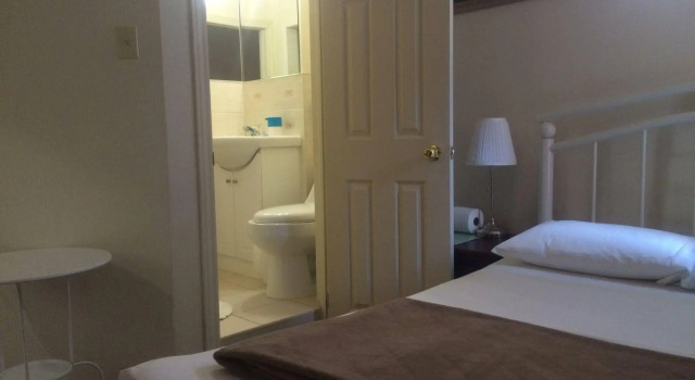 Adas Guesthouse