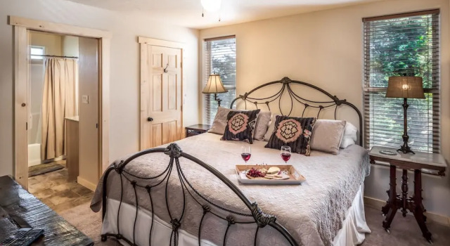 LOGINN - Four Bedroom Cabin, Varaa Hotelli Ruidoso New Mexico