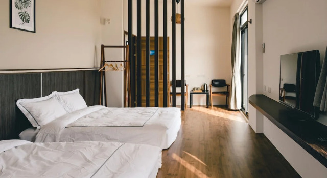 Camera familiare Standard con balcone Destination Inn