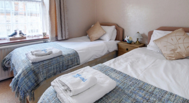 Holiday Home Quay Cottage, Varaa Lomakoti Mökit kohteessa Merseyside, Mökki