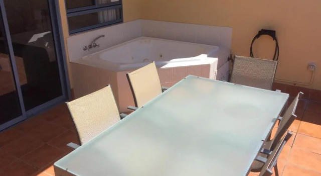 Апартаменты с 2 комнатами Portobello Resort Apartments