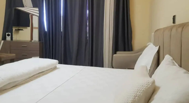 Biagui Apartment, Boek Appartement Hotels in Guédiawaye met parkeren, Parkeren