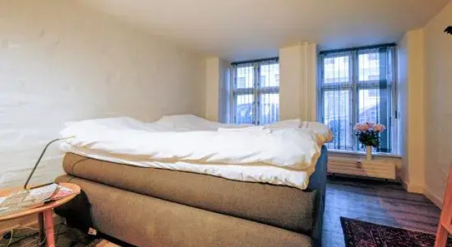 Апартаменты Lake - Pleasant 2-bdr Apt in City Center