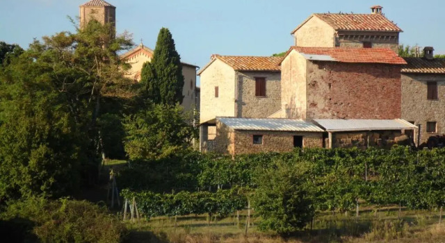 7 bedrooms villa with private pool enclosed garden and wifi at Loc Ramazzano Perugia, Rezervasyon Villa Umbria havuzlu oteller, Yüzme Havuzu