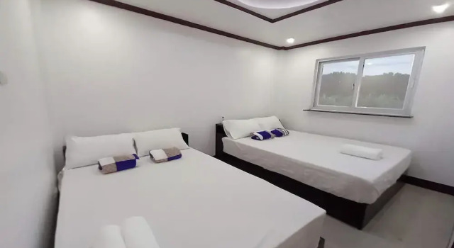 Четырёхместный номер Standard Seven Waves Beachfront Residence - La Union