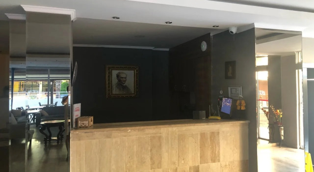 Astoria Life Hotel