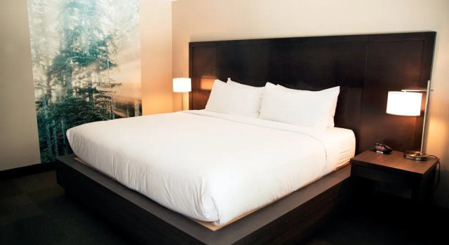 Days Inn Tofino, Book Hotel Clayoquot Sound 