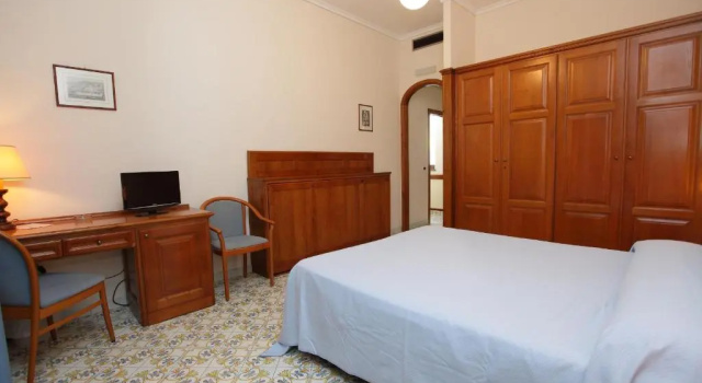 Двухместный номер Standard Hotel Mega Mare