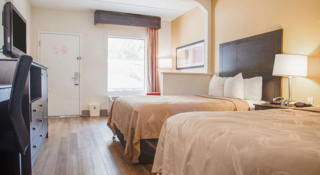 Четырёхместный люкс Quality Inn & Suites Aiken East