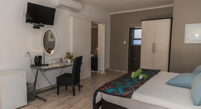 Двухместный номер Standard Out of Africa Town Lodge