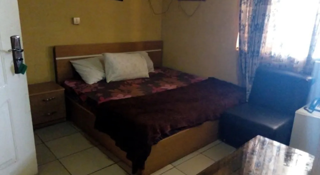Номер Deluxe Adebayowa Hotel