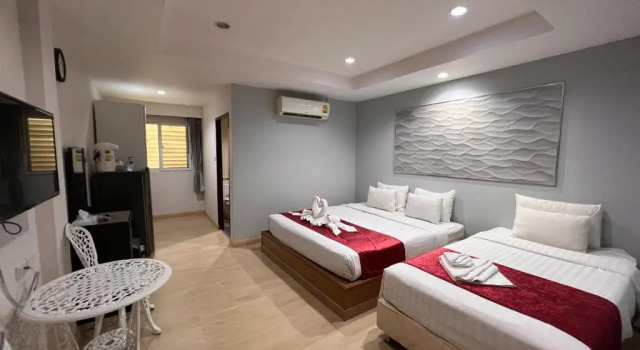 Трёхместный номер Standard The Beach Front Resort, Pattaya