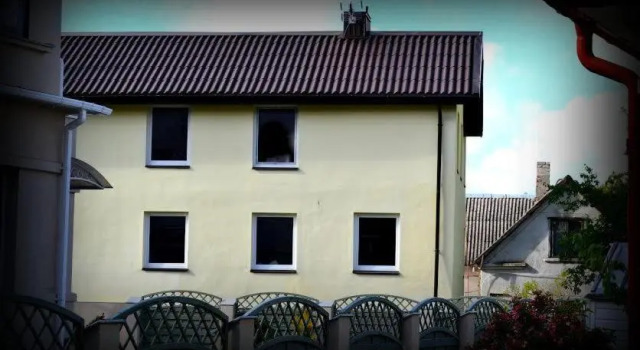 Apartamentai Vilma, Забронировать Отель Отели Паланги с парковкой, рядом с Eglė the Queen of Serpents, Парковка