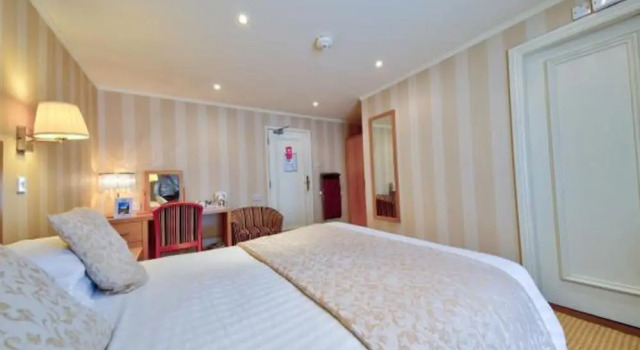 Двухместный номер Standard c 1 комнатой с видом на море Langstone Cliff Hotel