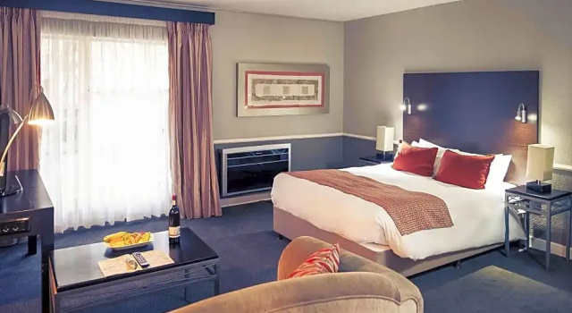 Полулюкс Mercure Hotel Nelspruit