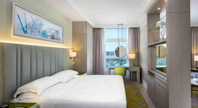 Апартаменты с 2 комнатами Beach Rotana   All Suites