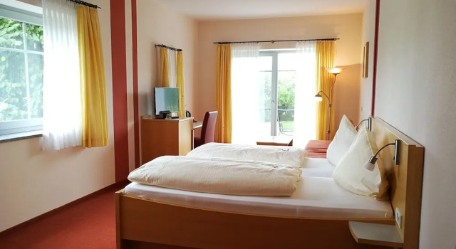 Двухместный номер Standard с балконом Landhotel Larenzen