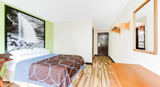 Двухместный номер Standard Super 8 by Wyndham Hagerstown I-70