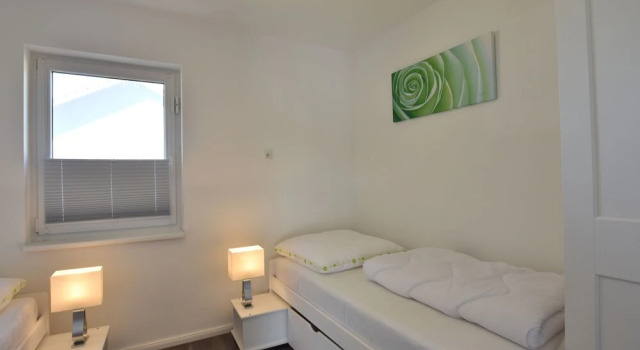 Modern Holiday Home in Pepelow with Sea Nearby, Забронировать Отель Пепело Мекленбург-Померания