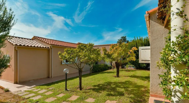 Beautiful Holiday Home With Terrace, Book Feriehus Villaer i Molini, Villa