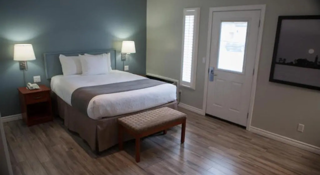 Двухместный номер Standard Super 8 by Wyndham Port Elgin