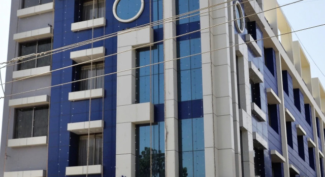 Hotel Continental Blue, Забронировать Отель Отели штата Раджастхана с парковкой, Парковка