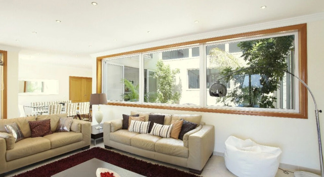 Luxury Villa Wprivate Pool, Sea Views, 6 Bedrooms14 Sleeps, Beach at 900 Meter