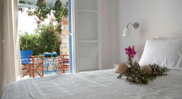 Студия Flora & Agelos Studios - Paros