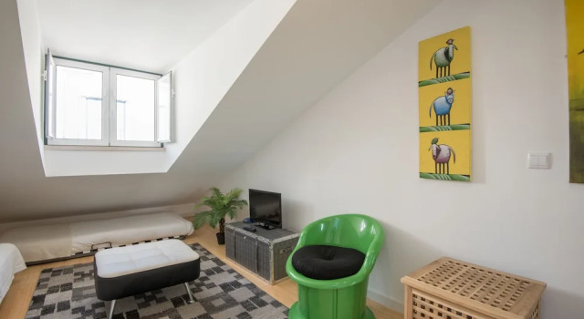 Madragoa Typical Apartments, Забронировать Апартаменты/квартира Отели Лиссабона с парковкой, рядом с Национальный музей античного искусства, Парковка
