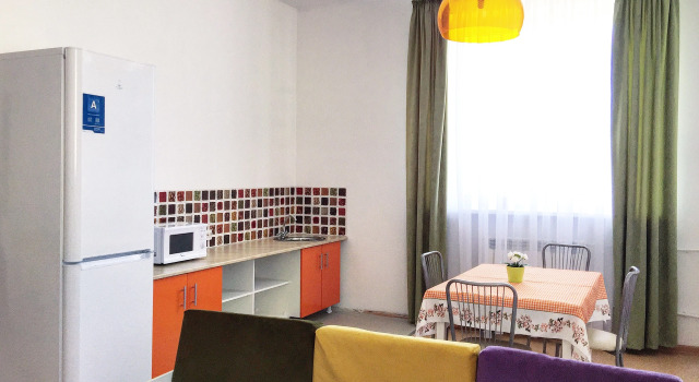 Hostel Semeyniy, Prenota Ostello Astrachan' Astrakhan Region