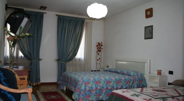 Villamoreno, Book Hotel Merlara Veneto