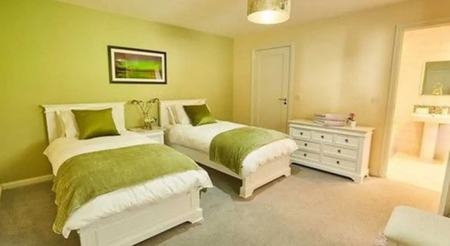 Auchenheglish Lodges - Chapelhill, Забронировать Отель Отели Glasgow & The Clyde Valley 4 звезды, 4*