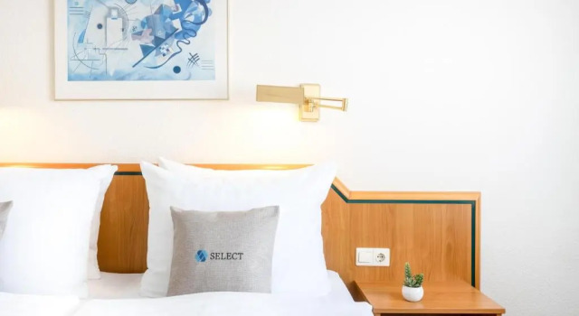 Номер Comfort Holiday Inn - the niu, Blade Solingen by IHG