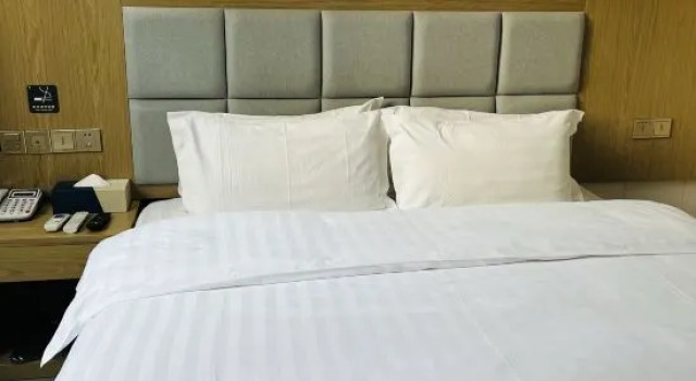 Люкс Superior 7Days Inn Hotel (Guiyang Beijing Road Guiyi Subway Station)
