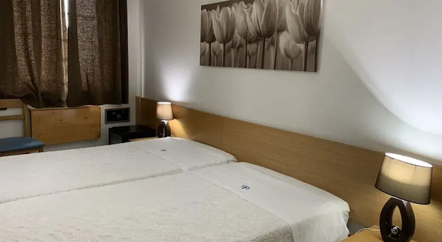 Номер Standard WEAA Hotel
