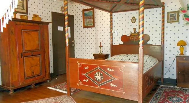 Chateau De Courbelimagne, Raulhac, Забронировать Отель Отели Cantal 3 звезды, 3*
